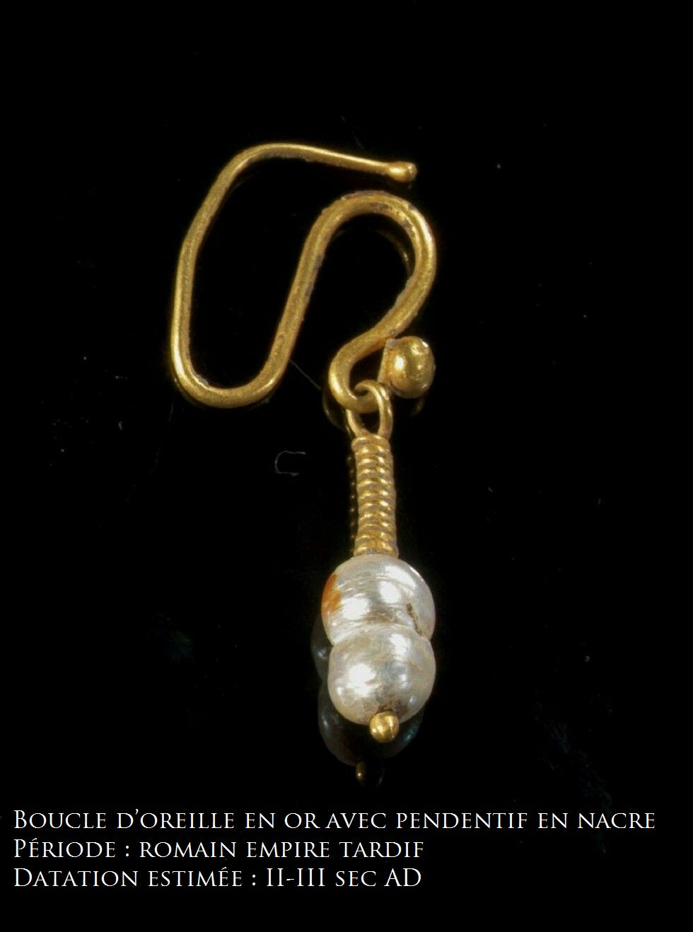 Boucle d’oreille romaine pendentif nacres