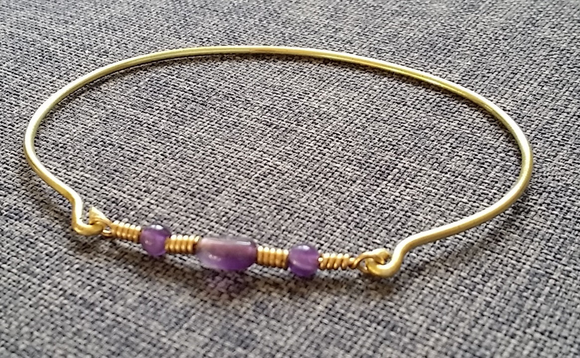 Bracelet avec pierres semi-précieuses