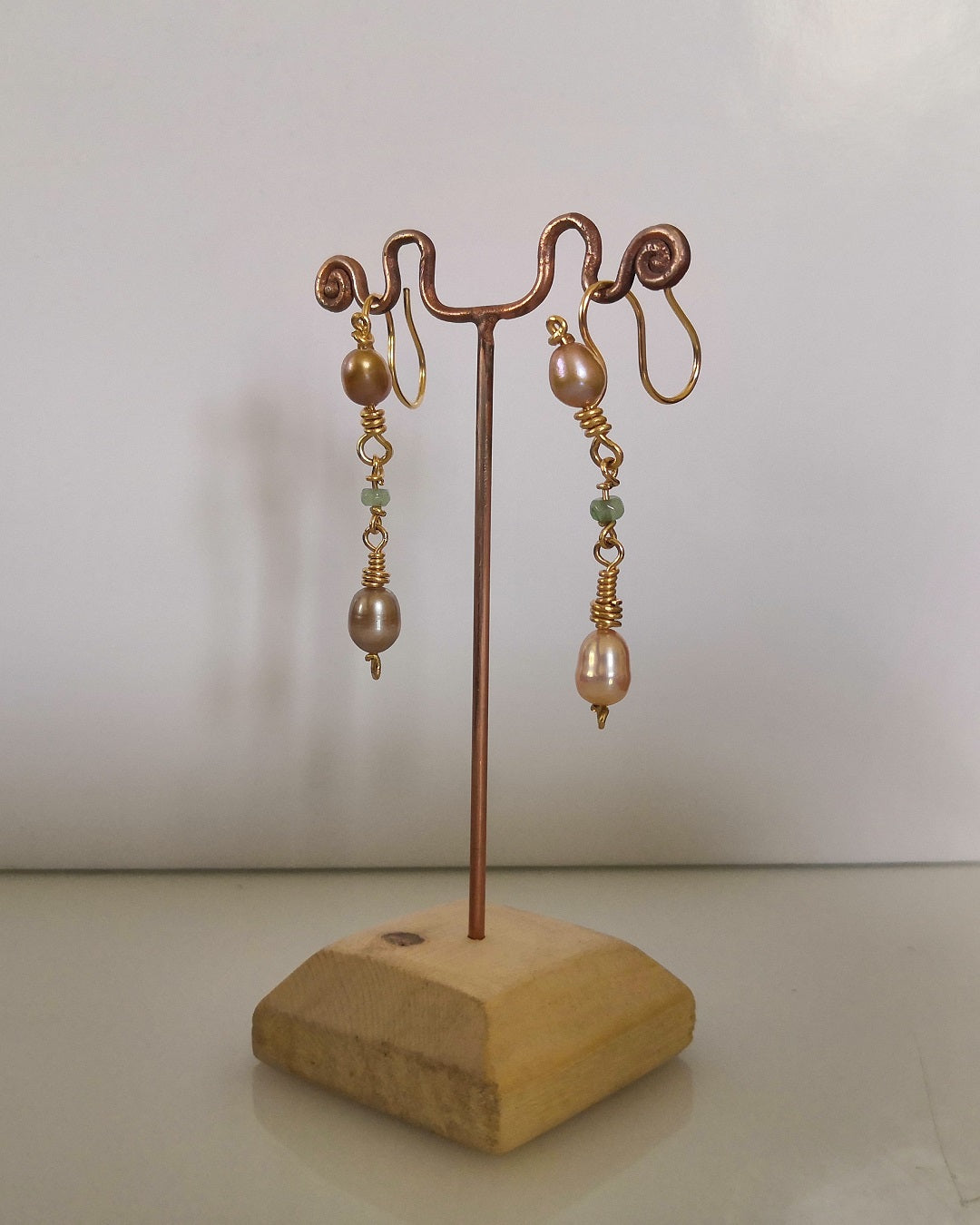 Boucles d’oreille Thorvaldsens Museum nacres et pierres