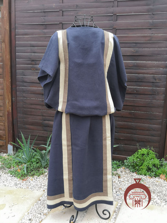 Tunique romaine homme bleu marine avec clavi bicolore